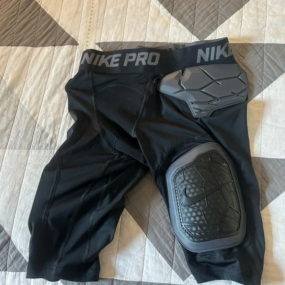 Nike Pro Black Compression Shorts with Gray Padding Football Girdle - Picture 2 of 8